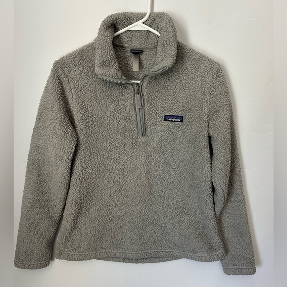 Patagonia Sweaters - Patagonia Women's Quarter Zip Sweater in Gray Small